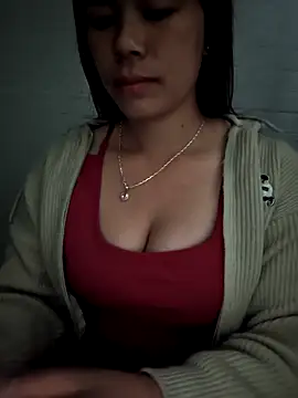 Snapshot of Minak-xika chatting on February 19, 2026, 9:27 am Minak-xika online show from February 19, 2026, 9:27 am