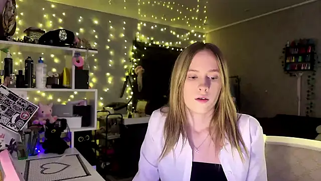 Snapshot of amily_sunray chatting on March 5, 2026, 1:40 pm amily sunray online show from March 5, 2026, 1:40 pm