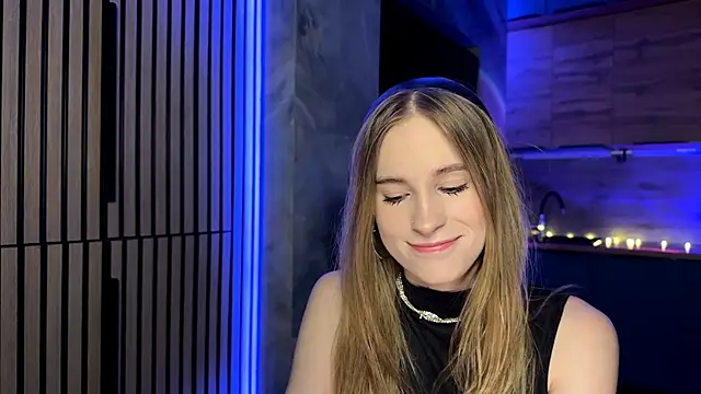 amily sunray online show from May 16, 2026, 3:44 pm