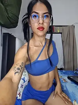 Alannys19 online show from May 31, 2026, 3:15 am