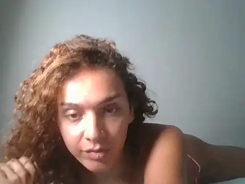 Snapshot of 4petitosa_ chatting on February 8, 2026, 5:49 pm 4petitosa online show from February 8, 2026, 5:49 pm