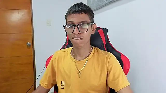 Niklausxxx online show from February 25, 2026, 12:20 am