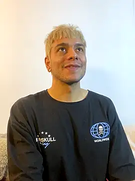 Snapshot of acid_timee chatting on November 19, 2025, 2:33 am acid timee online show from November 19, 2025, 2:33 am