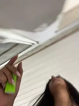 Snapshot of Nayhh chatting on February 9, 2026, 1:09 am Nayhh online show from February 9, 2026, 1:09 am