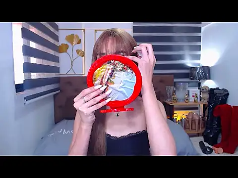 Snapshot of JuicyCockThea chatting on April 5, 2026, 2:53 am JuicyCockThea online show from April 5, 2026, 2:53 am