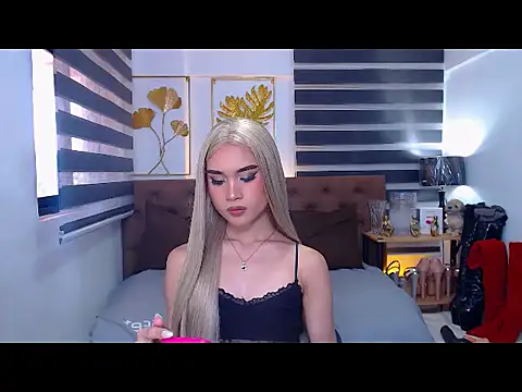 Snapshot of JuicyCockThea chatting on April 9, 2026, 6:19 am JuicyCockThea online show from April 9, 2026, 6:19 am