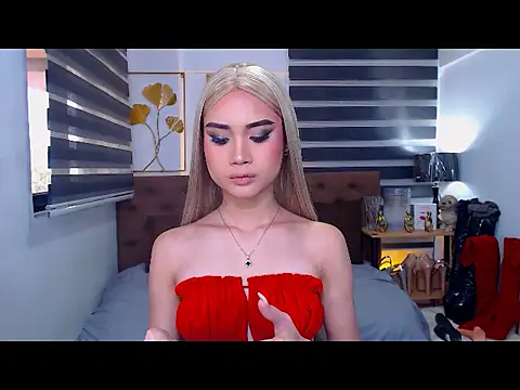 Snapshot of JuicyCockThea chatting on April 11, 2026, 12:26 am JuicyCockThea online show from April 11, 2026, 12:26 am