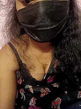 manu sexy  online show from March 17, 2026, 9:18 pm