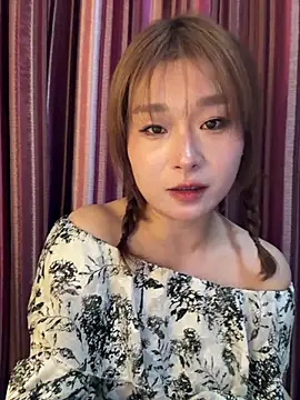 Snapshot of A-cola chatting on March 21, 2026, 8:19 am A-cola online show from March 21, 2026, 8:19 am