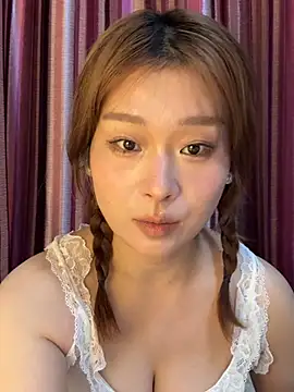 Snapshot of A-cola chatting on April 1, 2026, 8:26 am A-cola online show from April 1, 2026, 8:26 am