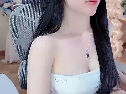 Agnelyn    online show from July 2, 2026, 10:54 am
