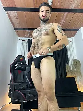 Benjii Carter1 online show from May 12, 2026, 1:14 am
