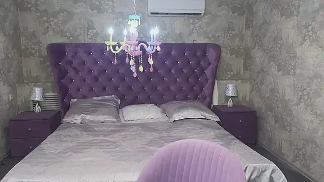 Snapshot of Anna_Kenan chatting on February 12, 2026, 8:42 am Anna Kenan online show from February 12, 2026, 8:42 am