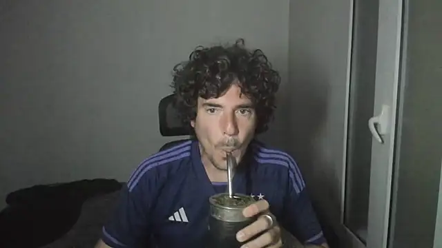 joaquin420 hot online show from April 1, 2026, 5:19 am