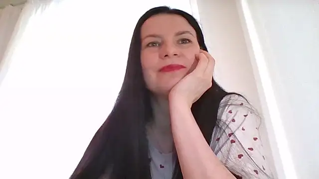 Snapshot of Clover_Shine chatting on February 15, 2026, 12:25 pm Clover Shine online show from February 15, 2026, 12:25 pm