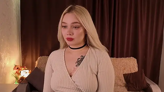 Snapshot of lucyirl chatting on March 14, 2026, 5:07 pm lucyirl online show from March 14, 2026, 5:07 pm