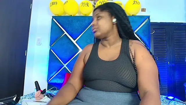 AlexaRousse4u online show from April 28, 2026, 10:15 pm