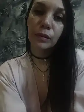 AlisaLowq online show from March 10, 2026, 9:42 pm