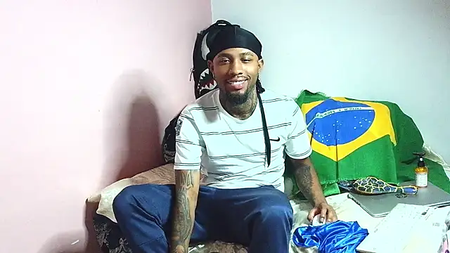 Snapshot of Bdarenth007 chatting on February 18, 2026, 10:50 pm Bdarenth007 online show from February 18, 2026, 10:50 pm