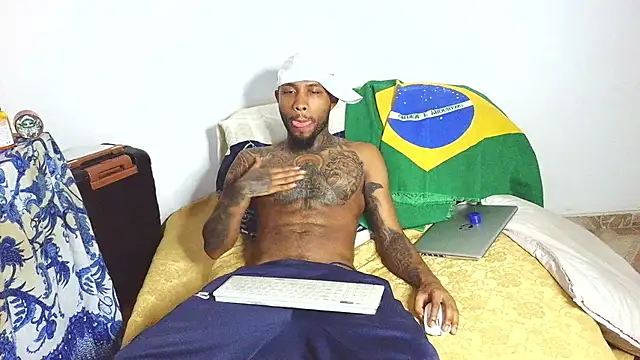 Snapshot of Bdarenth007 chatting on February 27, 2026, 12:21 am Bdarenth007 online show from February 27, 2026, 12:21 am