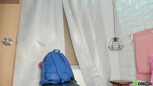  Victoria milf  online show from May 27, 2026, 7:44 pm