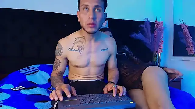 Snapshot of thonixxandluna chatting on March 3, 2026, 7:53 pm thonixxandluna online show from March 3, 2026, 7:53 pm