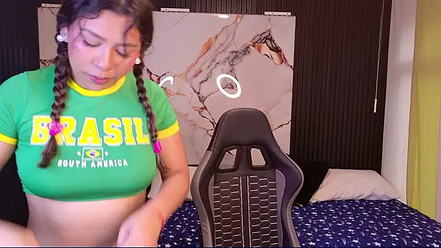 Sophie19   online show from March 13, 2026, 11:39 am