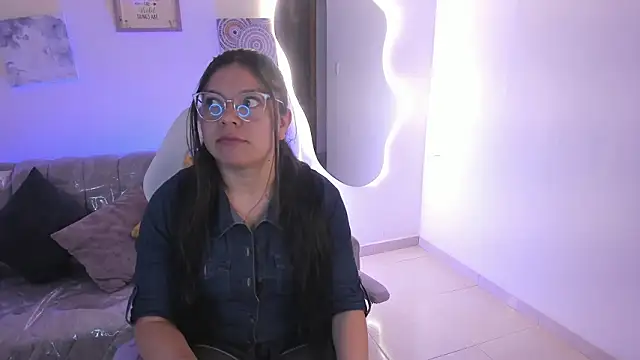 Snapshot of Afrodita_rouss chatting on February 12, 2026, 8:37 pm Afrodita rouss online show from February 12, 2026, 8:37 pm