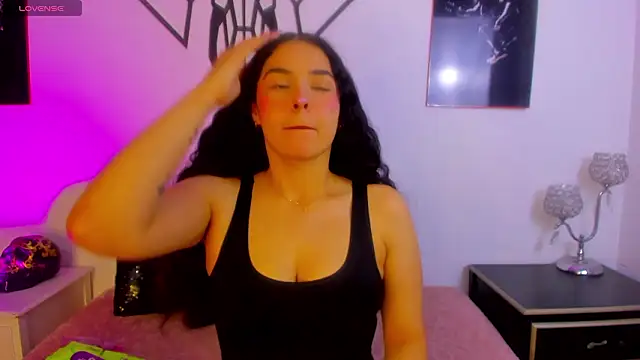 Snapshot of antonella_as chatting on February 28, 2026, 12:33 am antonella as online show from February 28, 2026, 12:33 am