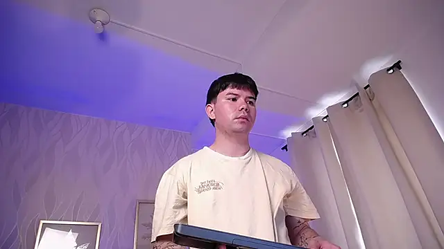 Snapshot of KaiStein chatting on February 19, 2026, 6:15 pm KaiStein online show from February 19, 2026, 6:15 pm