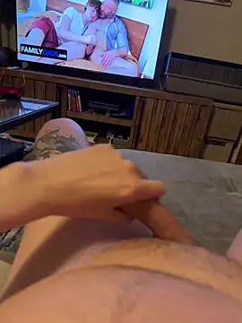 Hornyboy29cum online show from May 11, 2026, 9:56 pm