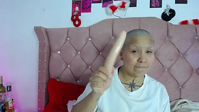 Snapshot of nat_evans8 chatting on March 11, 2026, 3:01 am nat evans8 online show from March 11, 2026, 3:01 am