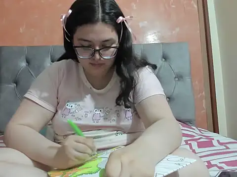 Snapshot of DearestKittyKat chatting on February 21, 2026, 4:57 am DearestKittyKat online show from February 21, 2026, 4:57 am