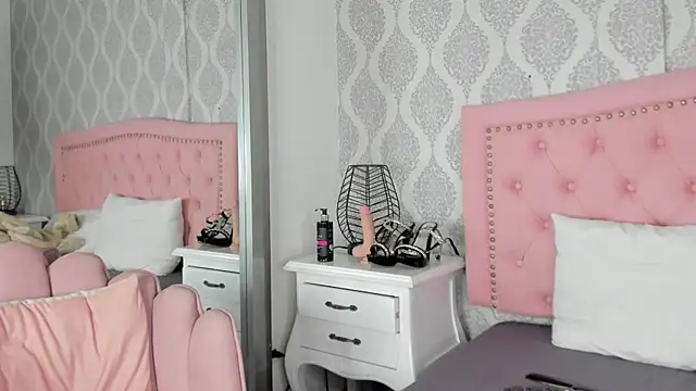 Snapshot of luciana_lopez_7 chatting on March 2, 2026, 3:41 am luciana lopez 7 online show from March 2, 2026, 3:41 am