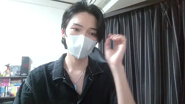 Snapshot of raitokun5555 chatting on May 13, 2026, 12:24 pm raitokun5555 online show from May 13, 2026, 12:24 pm