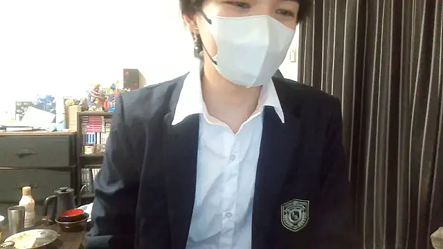 Snapshot of raitokun5555 chatting on July 17, 2026, 12:23 pm raitokun5555 online show from July 17, 2026, 12:23 pm