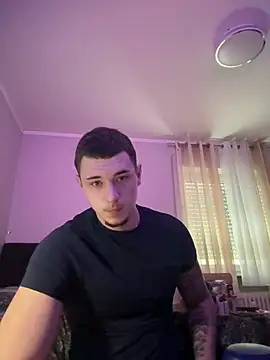 Snapshot of yourboydze chatting on February 11, 2026, 8:19 am yourboydze online show from February 11, 2026, 8:19 am