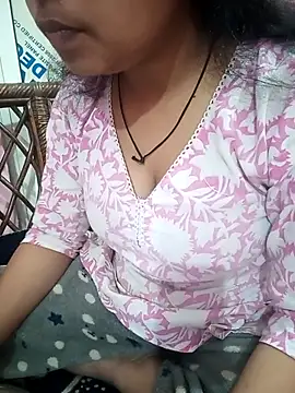 Snapshot of Anaya000 chatting on February 25, 2026, 5:33 pm Anaya000 online show from February 25, 2026, 5:33 pm