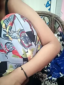 Snapshot of Anaya000 chatting on February 28, 2026, 2:40 pm Anaya000 online show from February 28, 2026, 2:40 pm