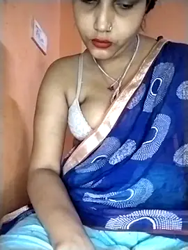 Nency Love143 online show from April 16, 2026, 7:47 pm