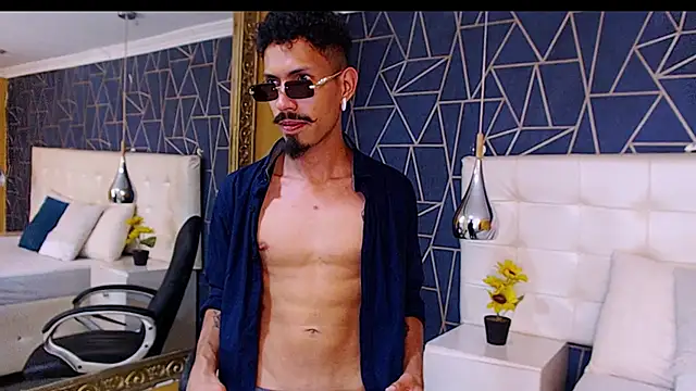 Snapshot of NoaahTylor chatting on February 27, 2026, 8:31 pm NoaahTylor online show from February 27, 2026, 8:31 pm