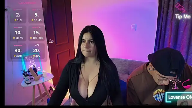 Snapshot of LATINLOVERS_1 chatting on February 18, 2026, 5:42 pm LATINLOVERS 1 online show from February 18, 2026, 5:42 pm