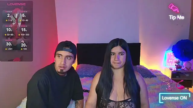 LATINLOVERS 1 online show from May 21, 2026, 7:15 am