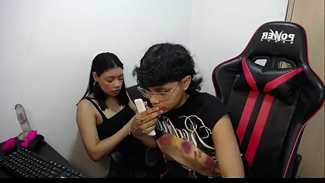 CherryGirlsXX online show from March 1, 2026, 1:29 am