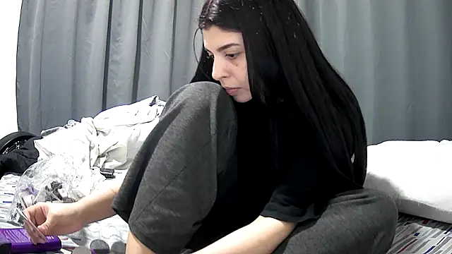 violetazein7 online show from May 3, 2026, 2:06 am