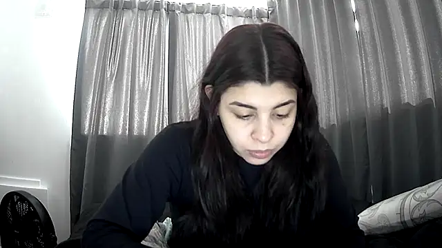 violetazein7 online show from May 21, 2026, 5:42 pm