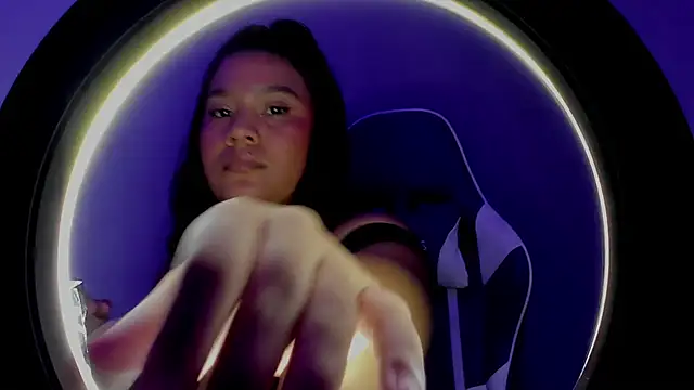 Snapshot of ZoeParcker chatting on February 17, 2026, 1:29 pm ZoeParcker online show from February 17, 2026, 1:29 pm