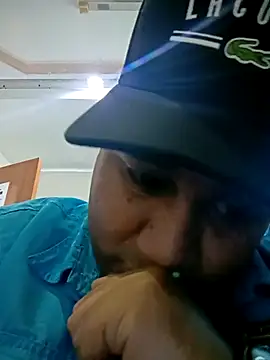 Snapshot of Mohamed1627 chatting on March 8, 2026, 1:37 pm Mohamed1627 online show from March 8, 2026, 1:37 pm