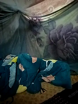 Snapshot of luna-rosax chatting on February 19, 2026, 12:06 am luna-rosax online show from February 19, 2026, 12:06 am