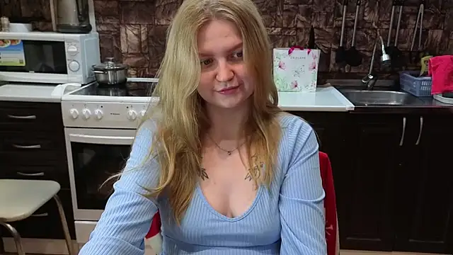 AnitaXVine online show from June 3, 2026, 6:57 pm